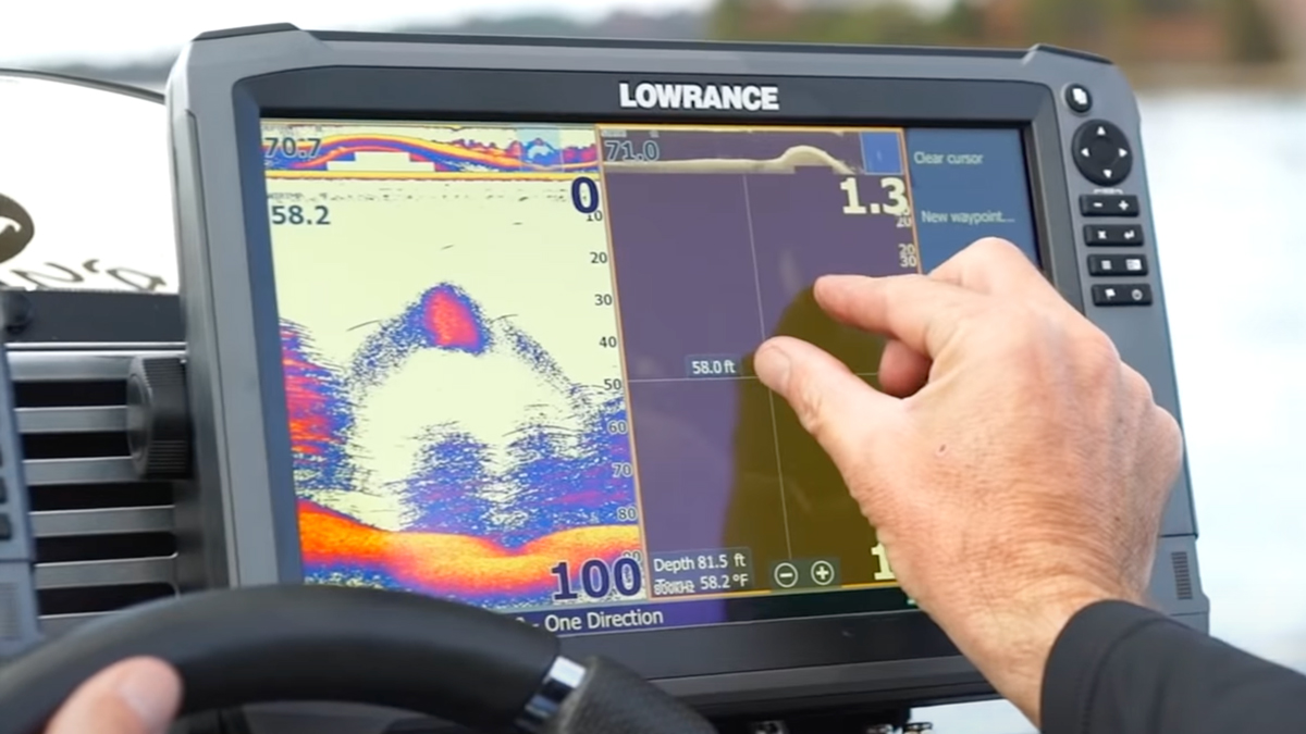 Lowrance HDS-Live - Fish Finder